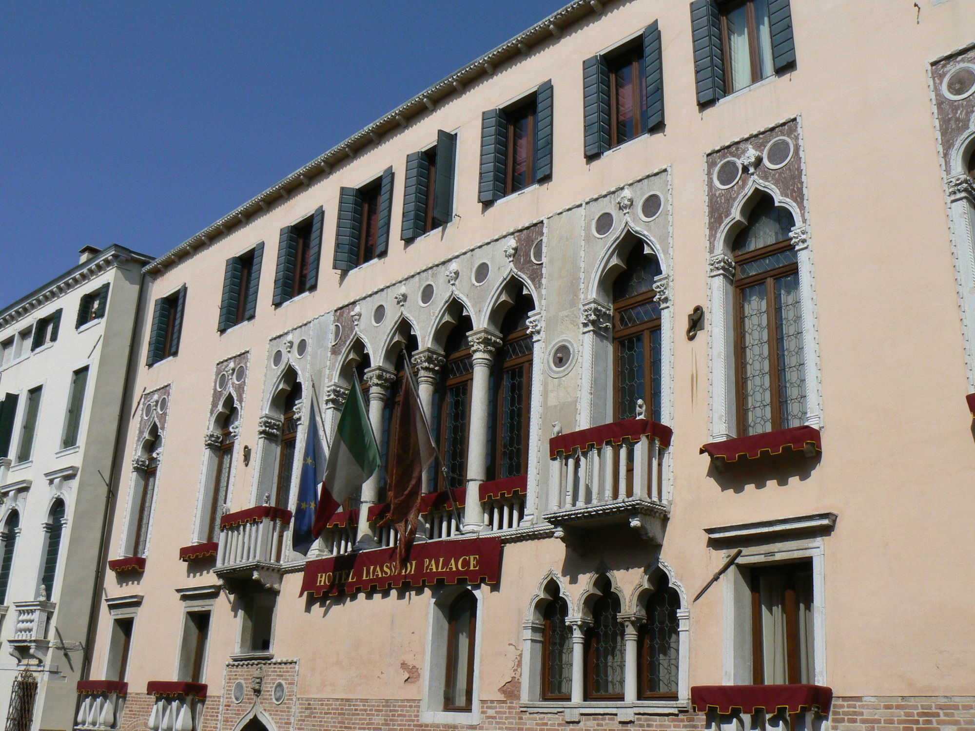 Hotel Liassidi Palace Velence Kültér fotó