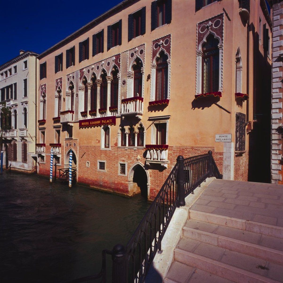 Hotel Liassidi Palace Velence Kültér fotó